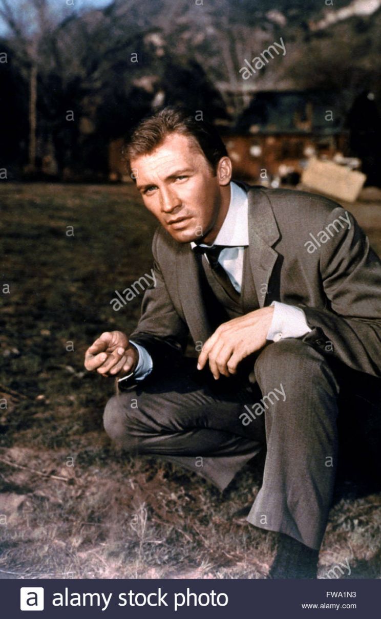 Roy Thinnes