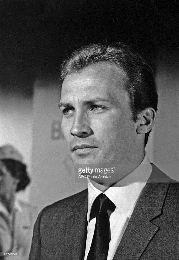 Roy Thinnes