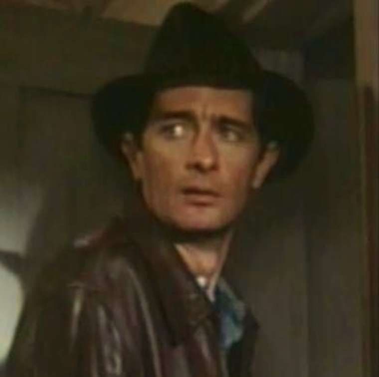 Pictures of Royal Dano
