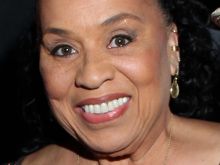 Roz Ryan