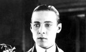 Rudolph Valentino