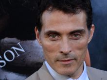 Rufus Sewell