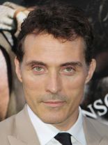 Rufus Sewell