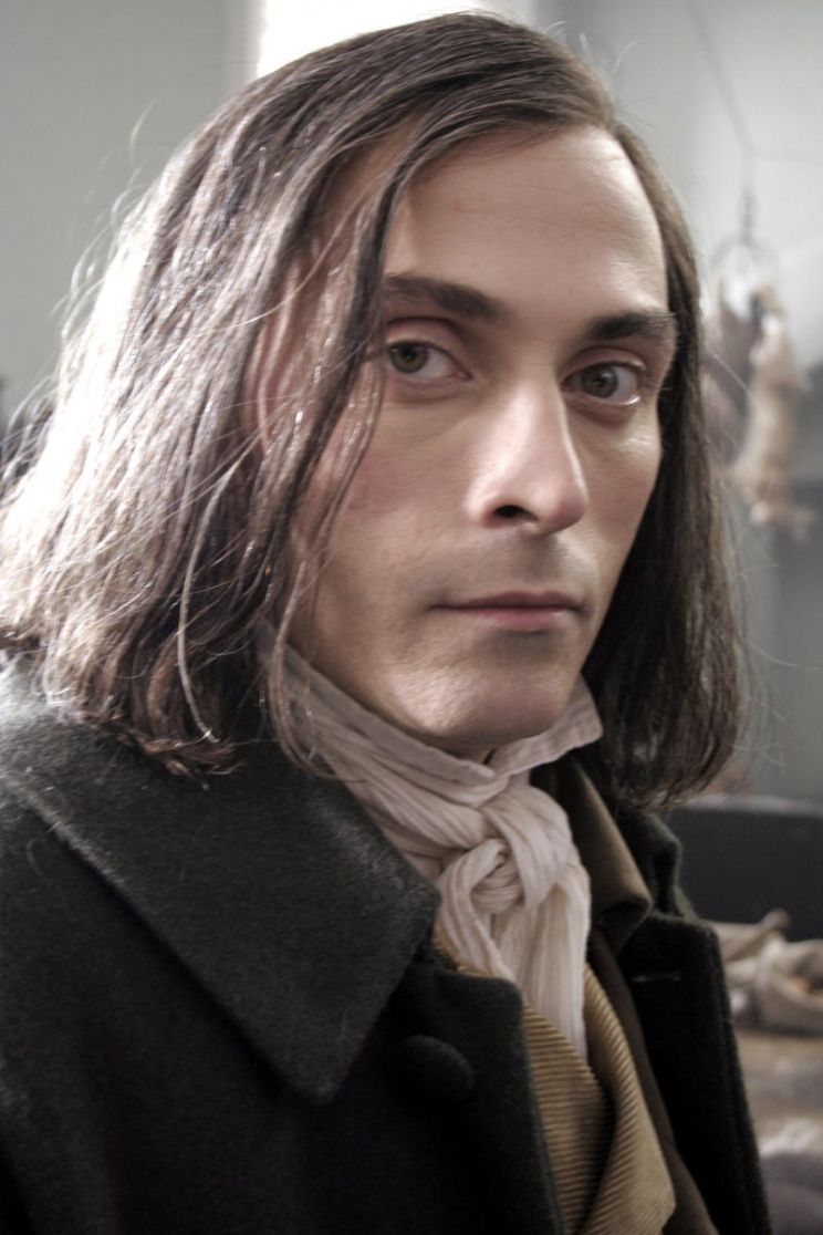Rufus Sewell