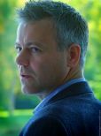 Rupert Graves