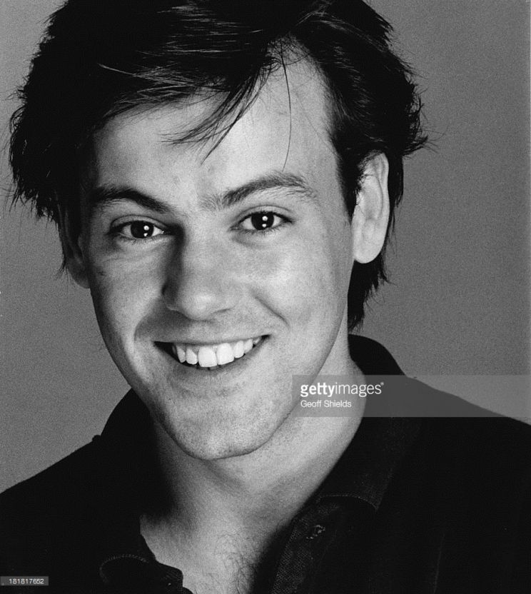 Rupert Graves