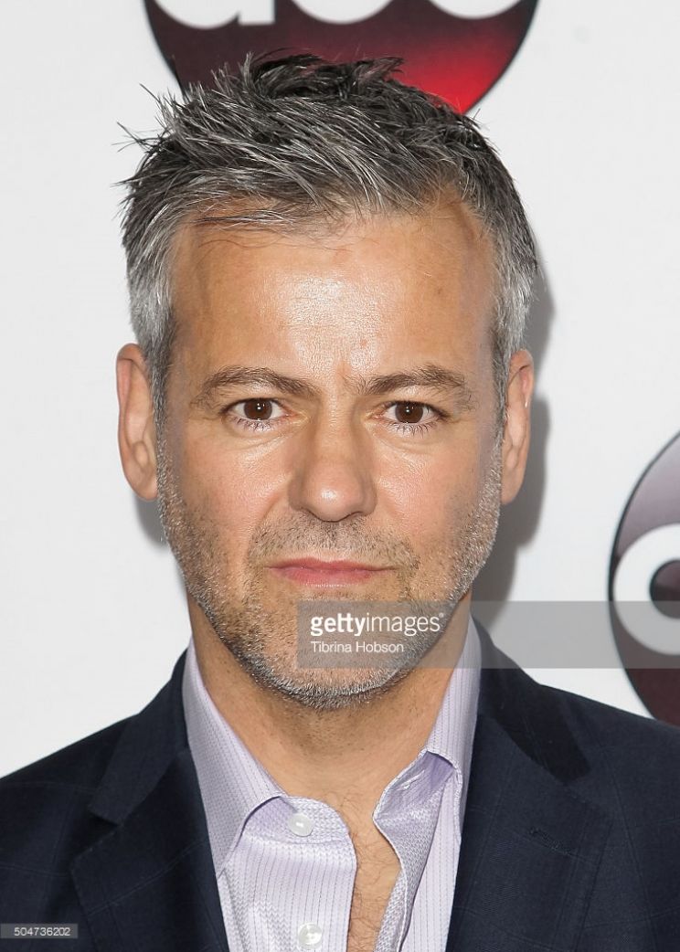 Rupert Graves