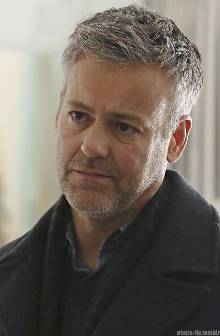 Rupert Graves