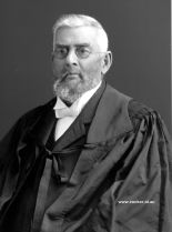 Russell Wade