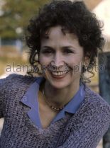 Rutanya Alda