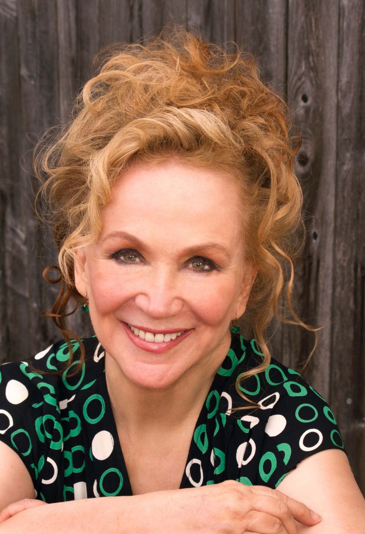 Rutanya Alda