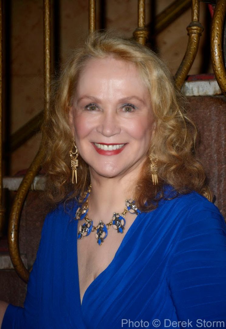 Rutanya Alda