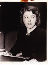 Ruth Chatterton #2510277 picture (Portrait Medium)