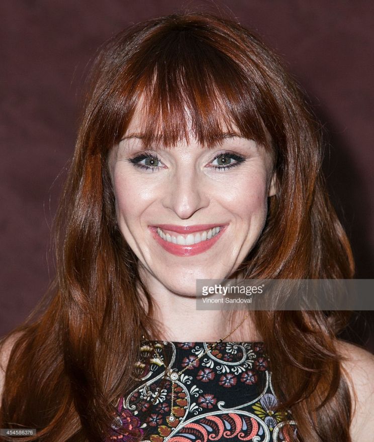 Ruth Connell