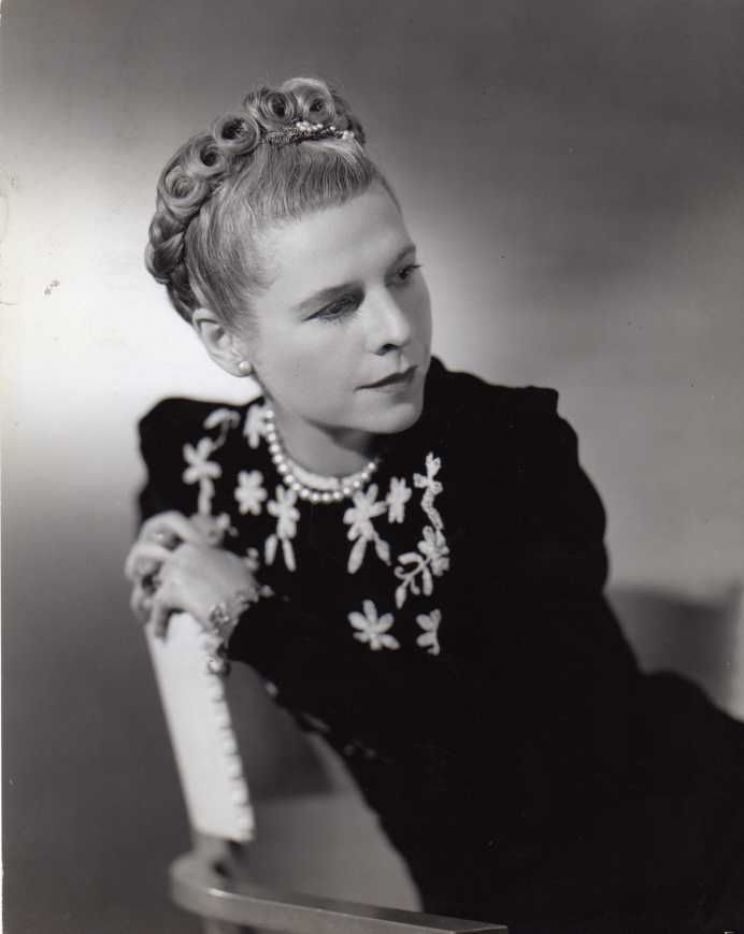 Pictures of Ruth Gordon