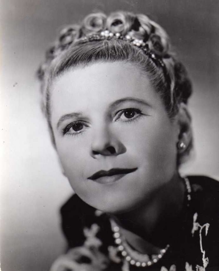 Pictures of Ruth Gordon