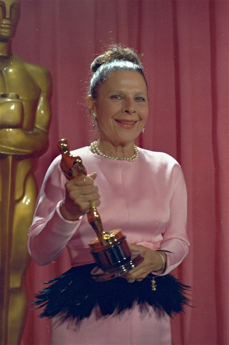 Ruth Gordon