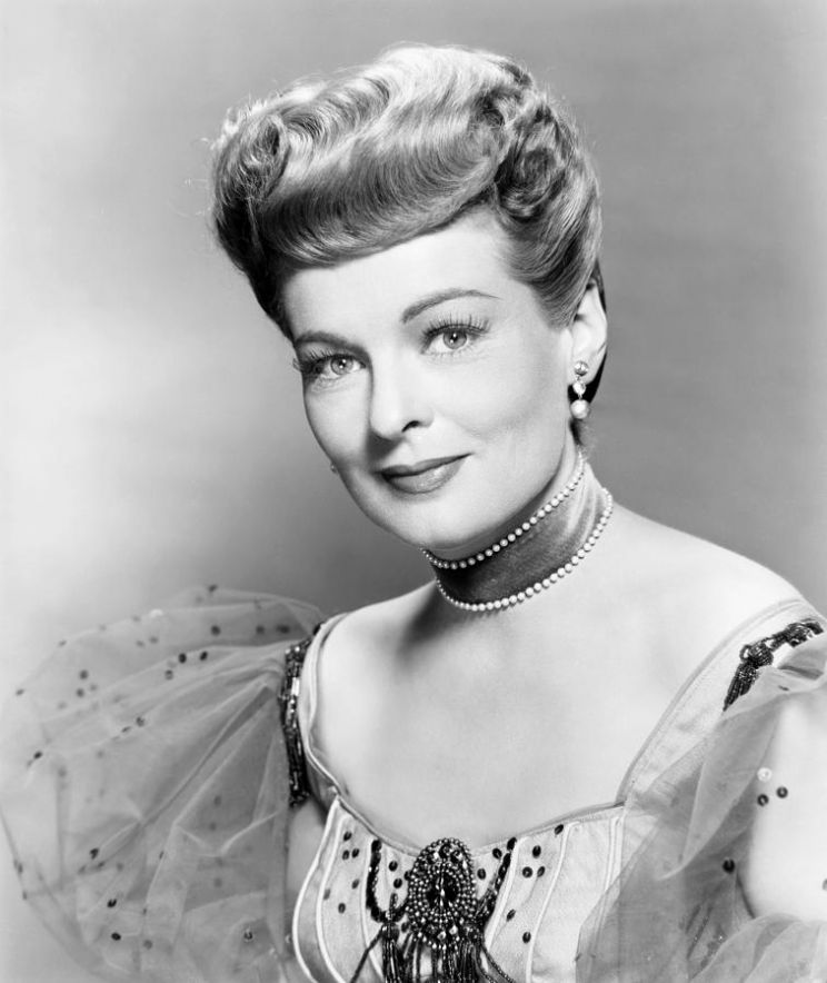 Ruth Hussey