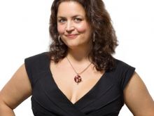 Ruth Jones