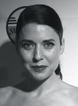 Ruth Vega Fernandez
