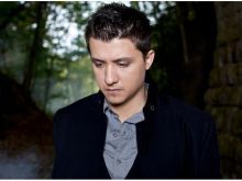 Ryan Buell