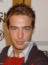 Ryan Carnes