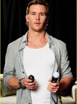 Ryan Kwanten #176150 picture (Portrait Medium)