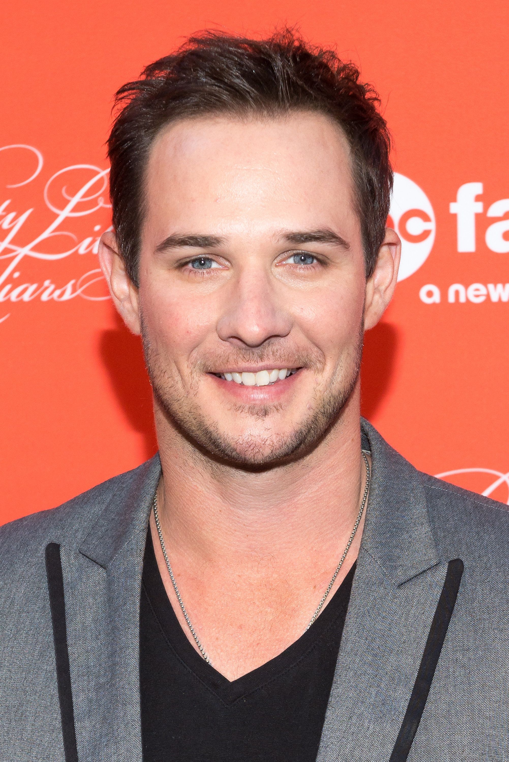 Pictures of Ryan Merriman