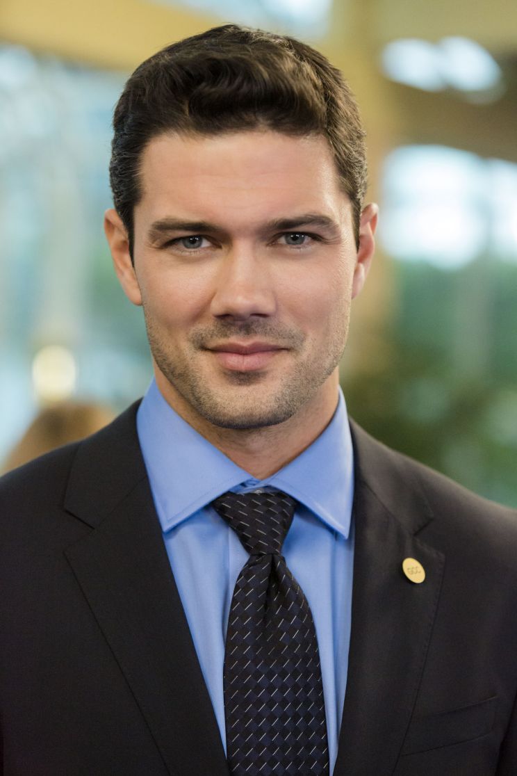 Ryan Paevey