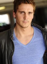 Ryan Pinkston #573213 picture (Portrait Medium)