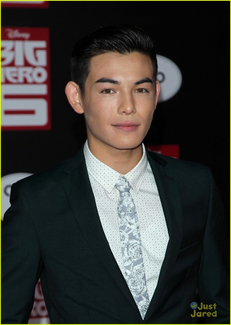 Pictures of Ryan Potter