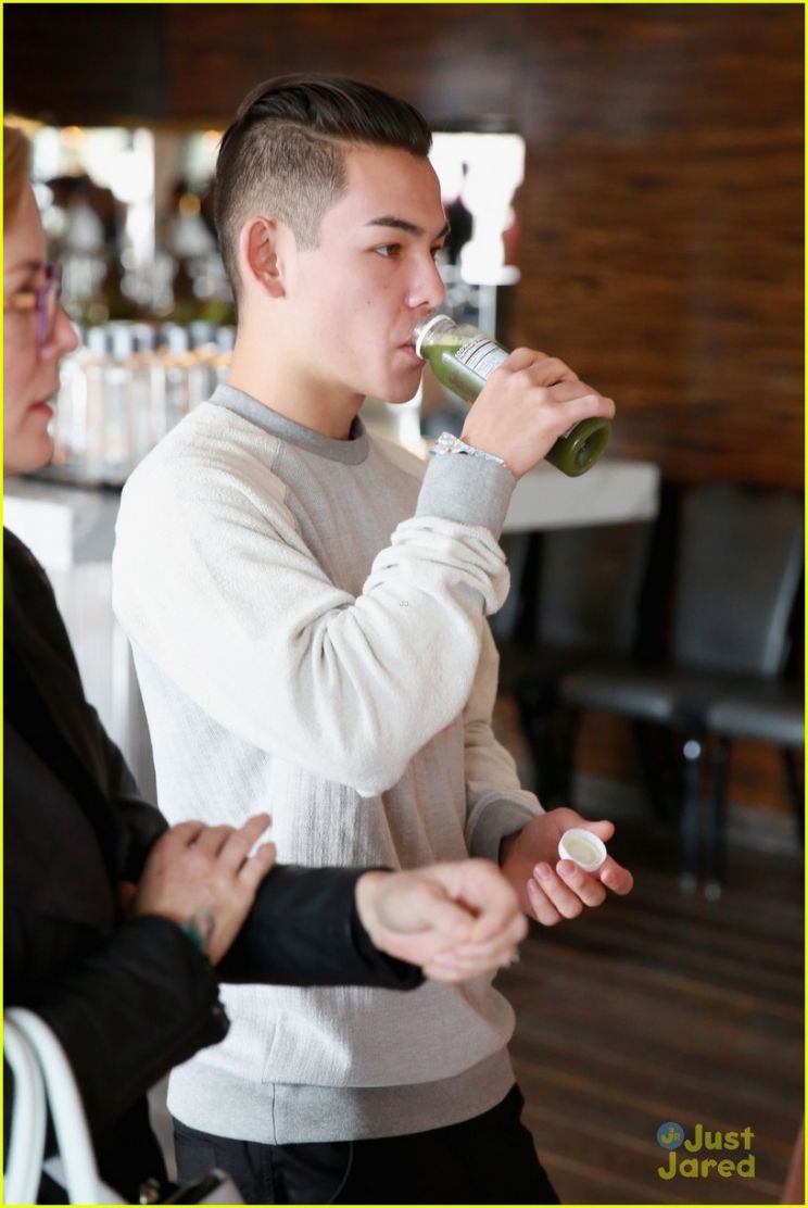 Ryan Potter