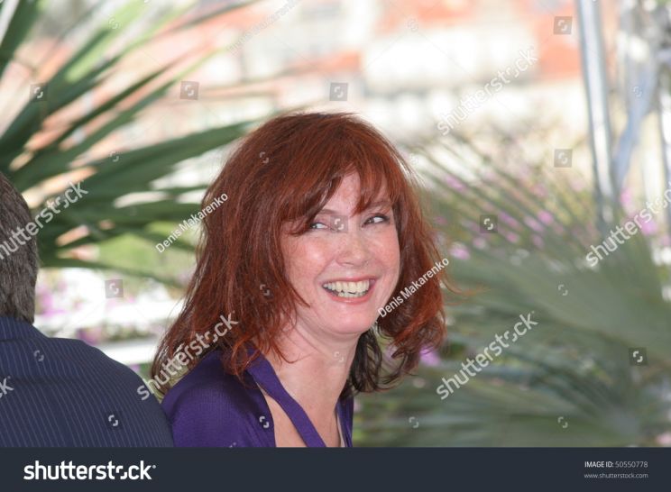 Sabine Azéma