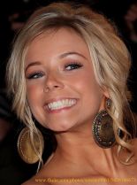 Sacha Parkinson photo