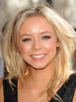 Sacha Parkinson photo
