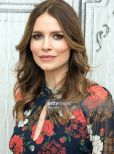 Saffron Burrows