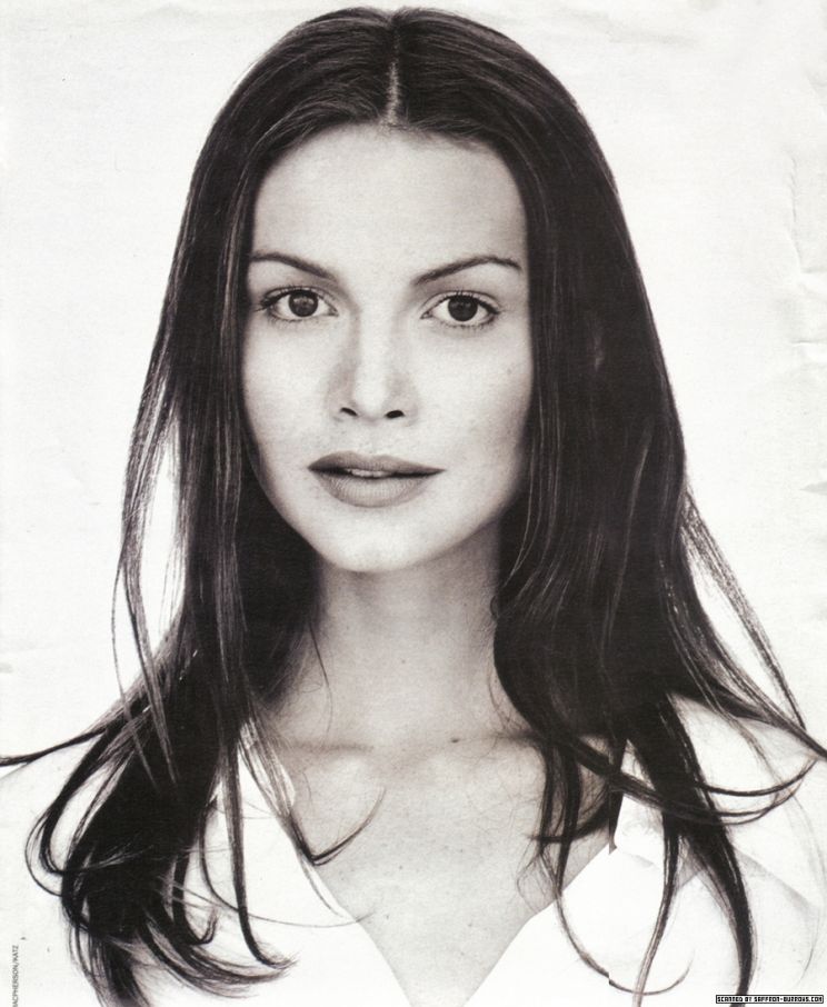 Saffron Burrows