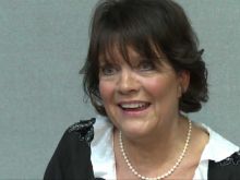 Sally Geeson photo