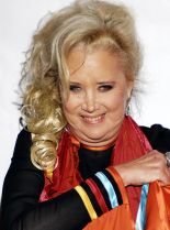 Sally Kirkland