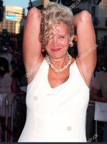 Sally Kirkland