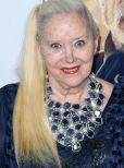 Sally Kirkland