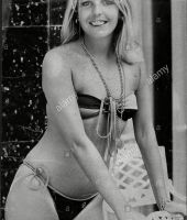 Sally Thomsett