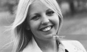 Sally Thomsett