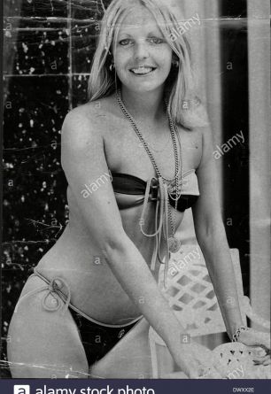 Sally Thomsett