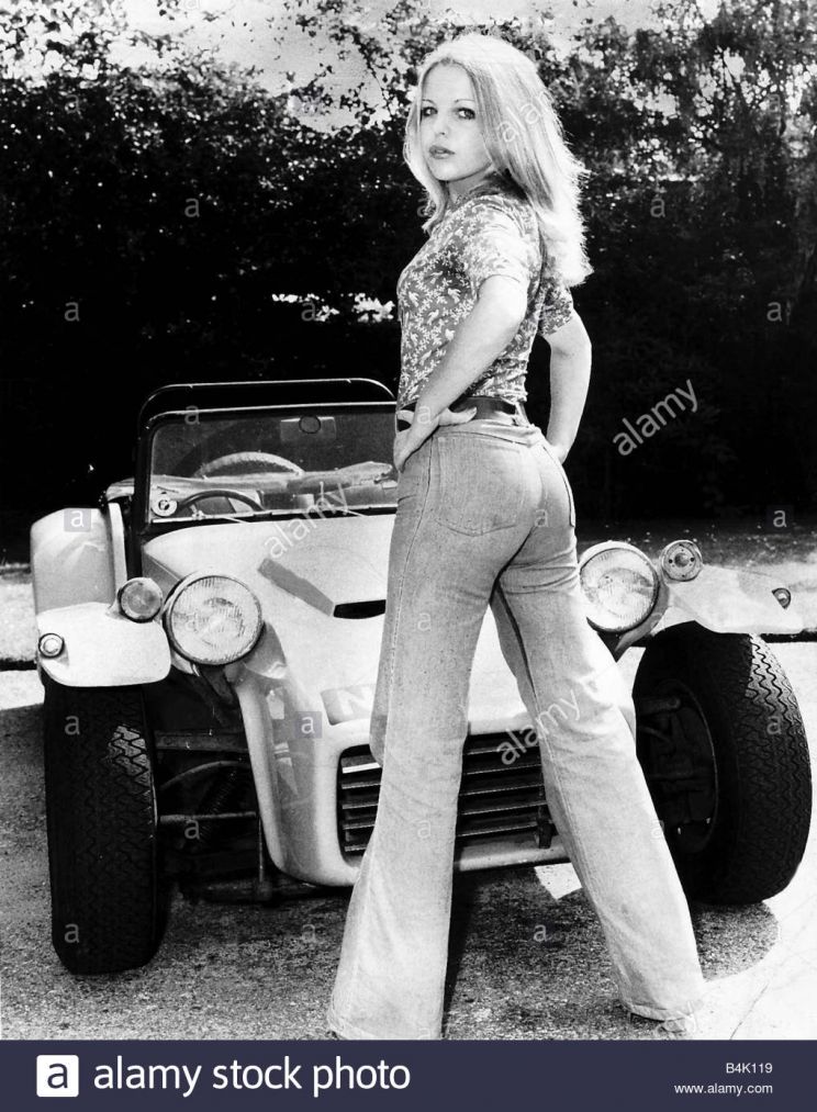 Sally Thomsett