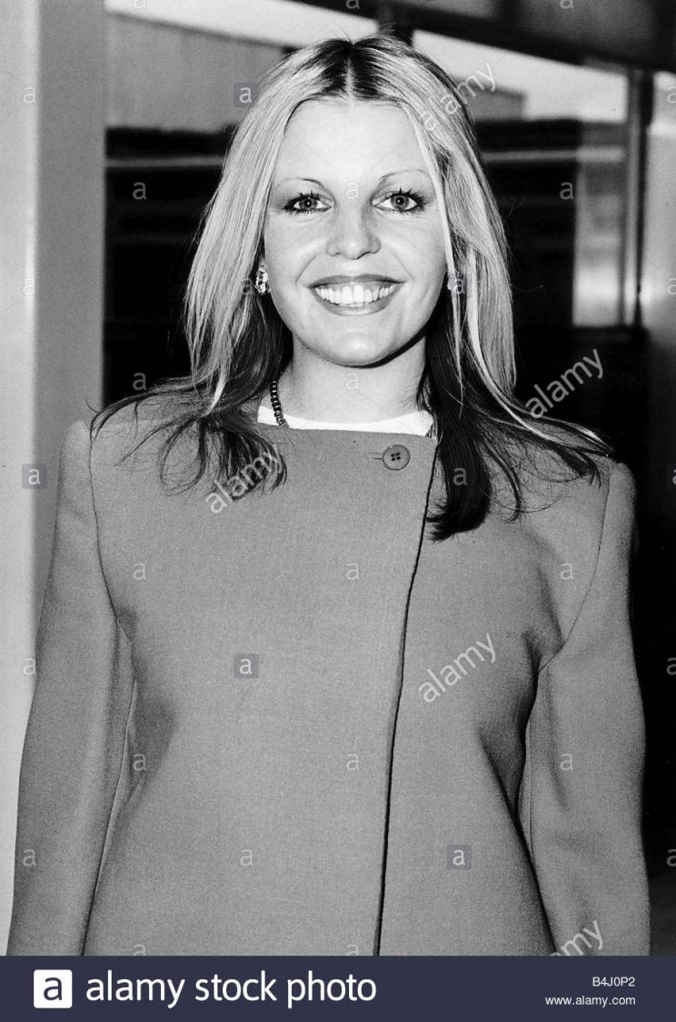 Sally Thomsett