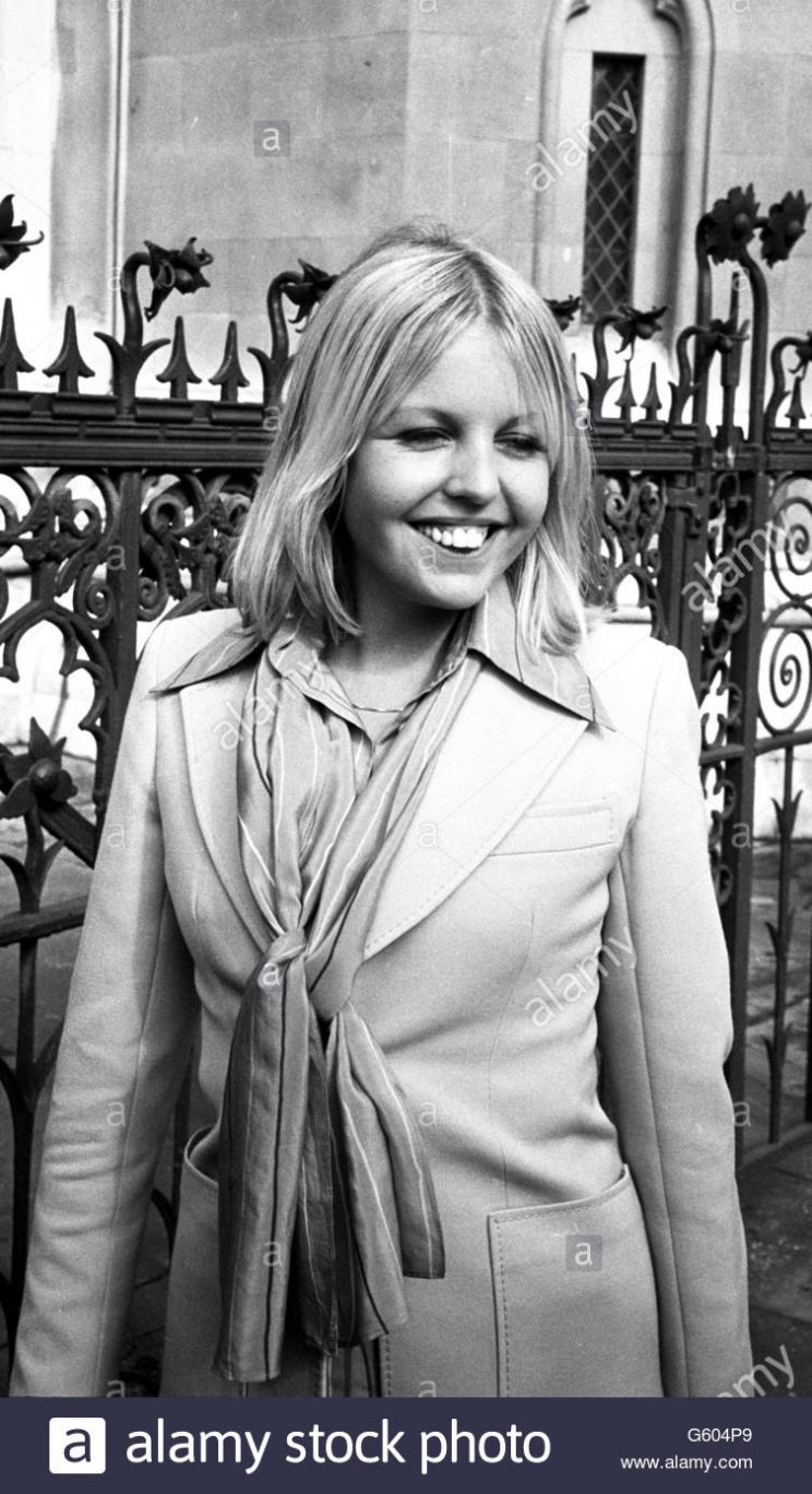 Sally Thomsett