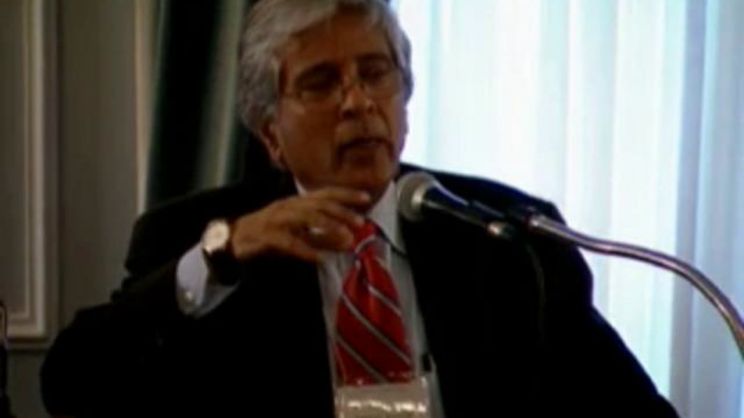 Salman Akhtar