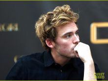 Sam Claflin