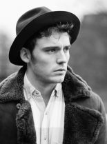 Sam Claflin